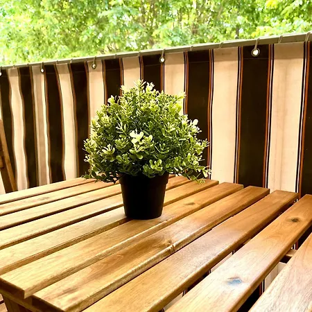 Apartmán Standing 100m De La Avec Balcon Dauphin *