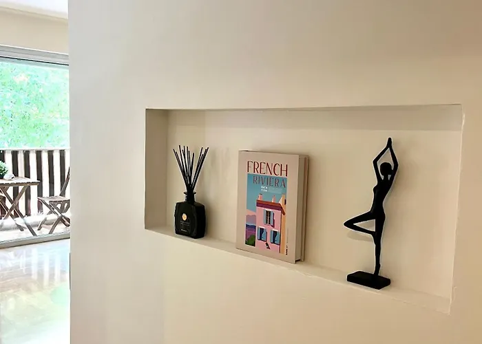 Standing 100m De La Avec Balcon Dauphin Apartamento *