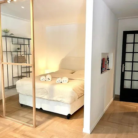 Apartmán Standing 100m De La Avec Balcon Dauphin *